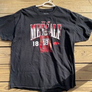 Tj Metcalf Arkansas Razorbacks College Football T shirt Mens size XL fits